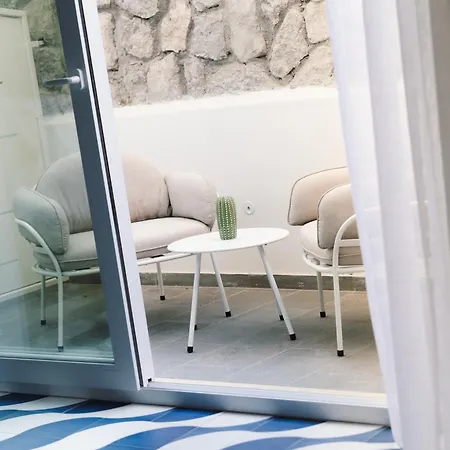 Ξενοδοχείο Rivage 3*
