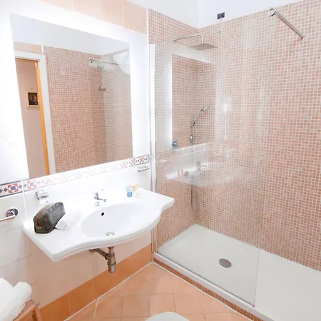 Rivage 3* סורנטו