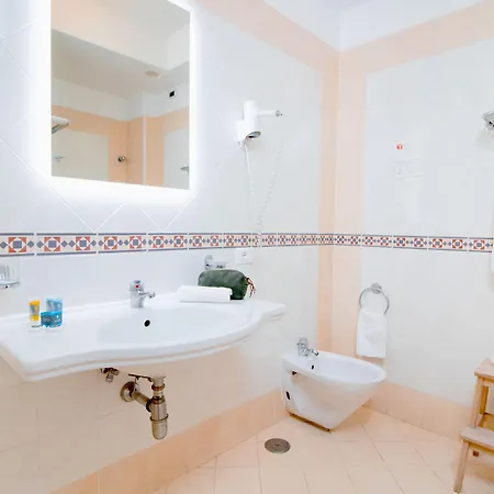 Rivage 3* סורנטו