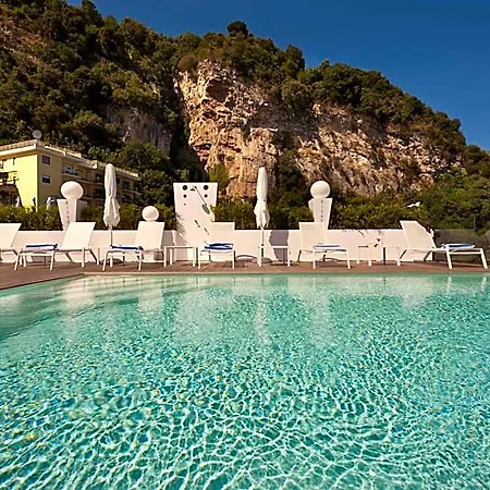 Rivage Hotel