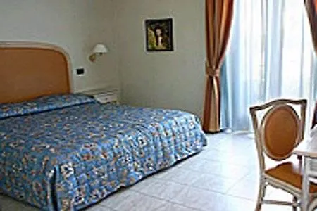 Rivage Otel Sorrento