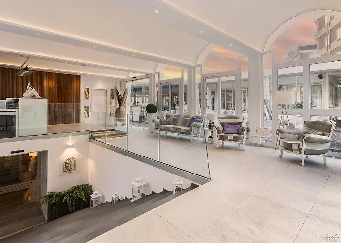 Ξενοδοχείο Rivage 3*